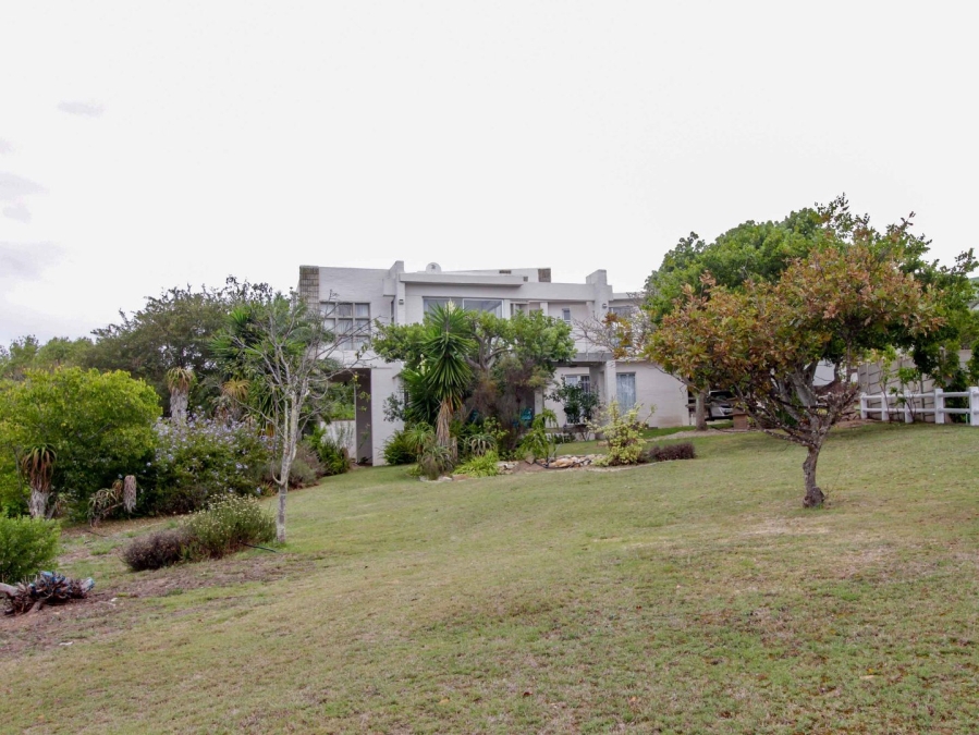 3 Bedroom Property for Sale in Wavecrest Eastern Cape